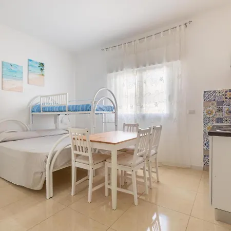 펜션 Idalia Homes - Duna *
